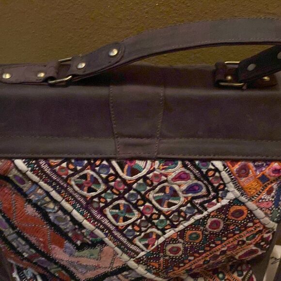 Vintage Large Bohemian Bag with adjustable straps - Picture 7 of 15
